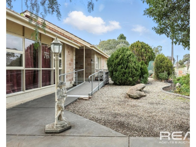 4 Crittenden Road, Smithfield Plains SA 5114