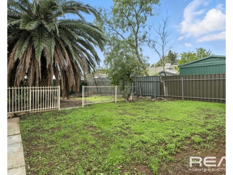4 Crittenden Road, Smithfield Plains SA 5114