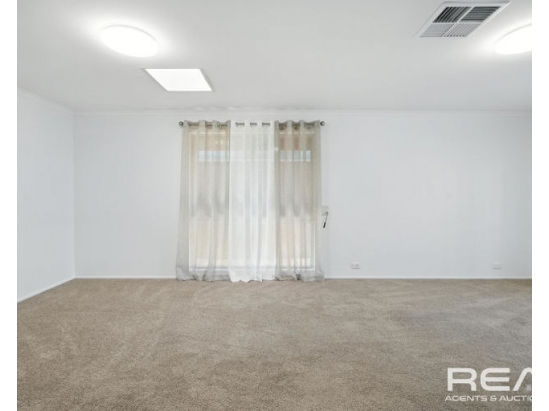 10 Shelter Close, Blakeview SA 5114