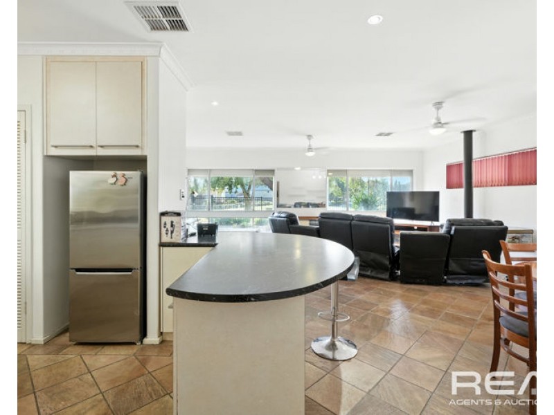 37 Swan Avenue, Klemzig SA 5087