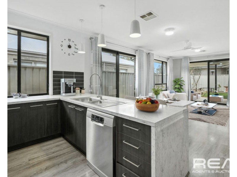 14 Costa Street, Munno Para West SA 5115