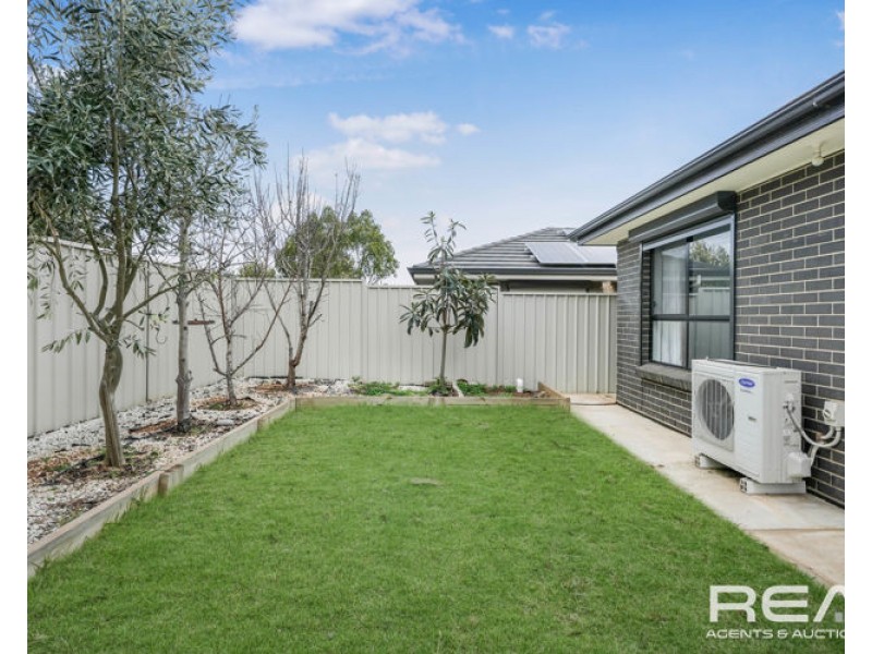 14 Costa Street, Munno Para West SA 5115