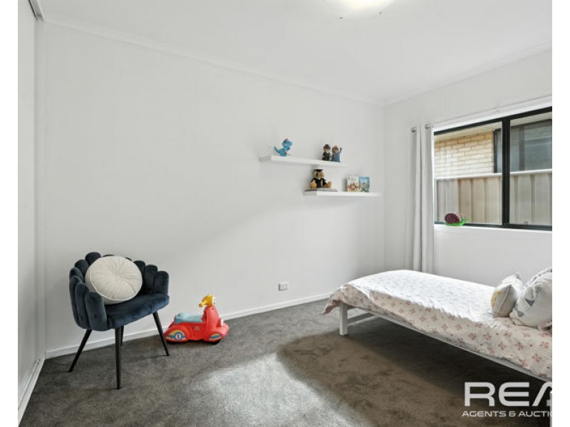 7 Oaks Court, Parafield Gardens SA 5107