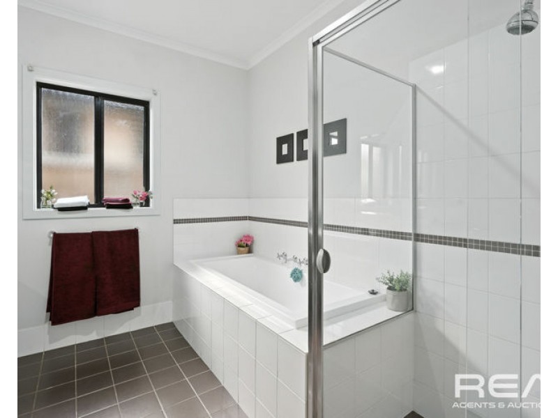 7 Oaks Court, Parafield Gardens SA 5107