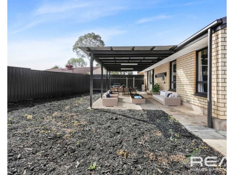 27 Koongarra Crescent, Munno Para SA 5115