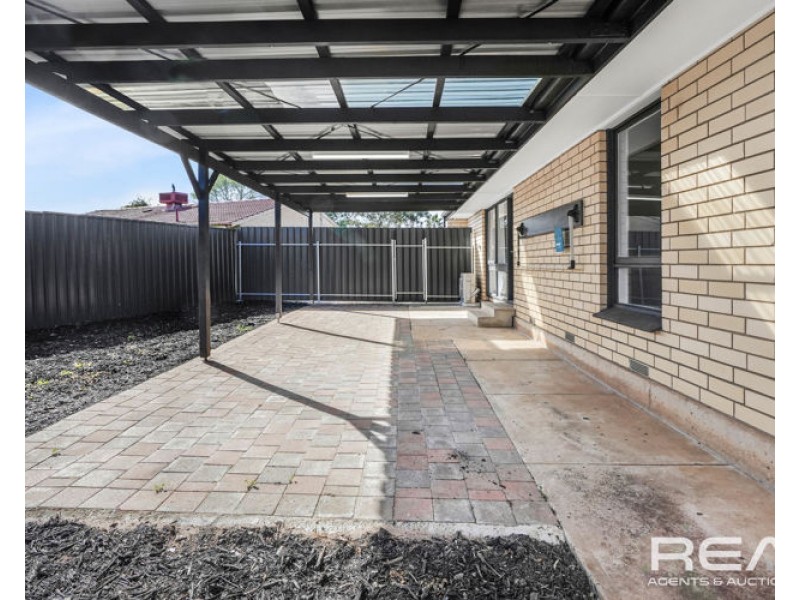 27 Koongarra Crescent, Munno Para SA 5115