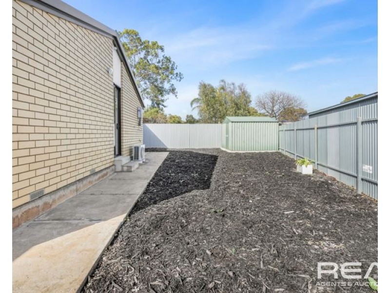 27 Koongarra Crescent, Munno Para SA 5115