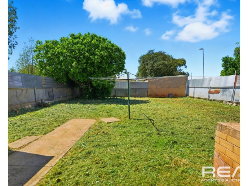 18 & 20 Johnston Road, Elizabeth Downs SA 5113