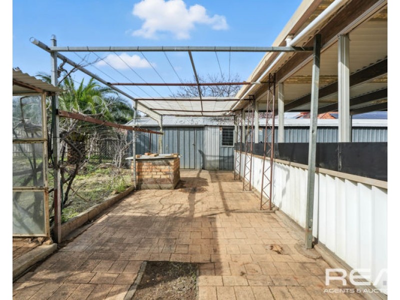9 Harvey Avenue, Salisbury SA 5108