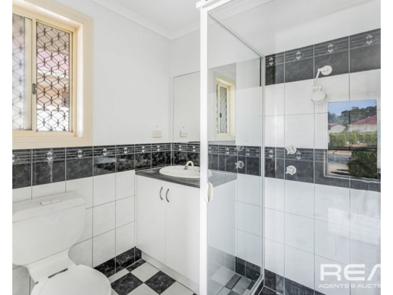 100 Caulfield Crescent, Paralowie SA 5108