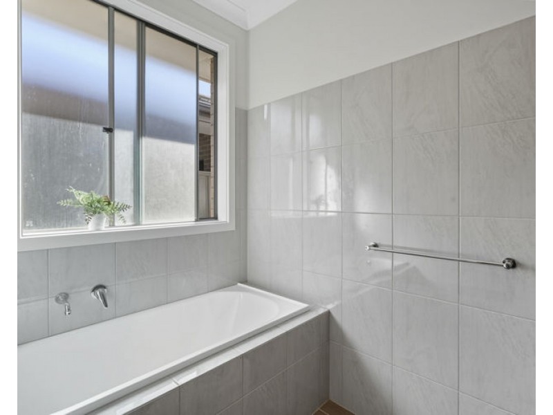 26 Greenhood Crescent, Andrews Farm SA 5114