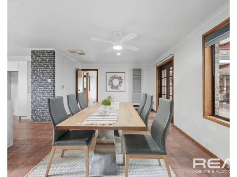 26 Laburnum Gardens, Blakeview SA 5114