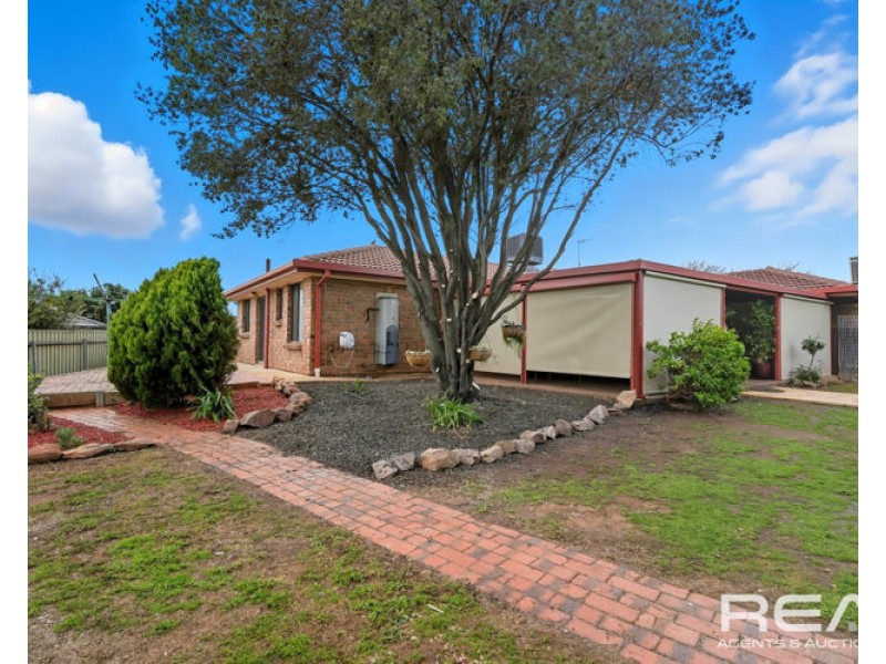26 Laburnum Gardens, Blakeview SA 5114