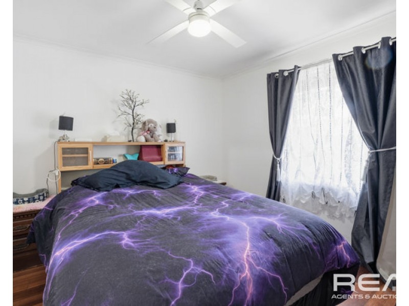 1 Linger Crescent, Elizabeth Downs SA 5113