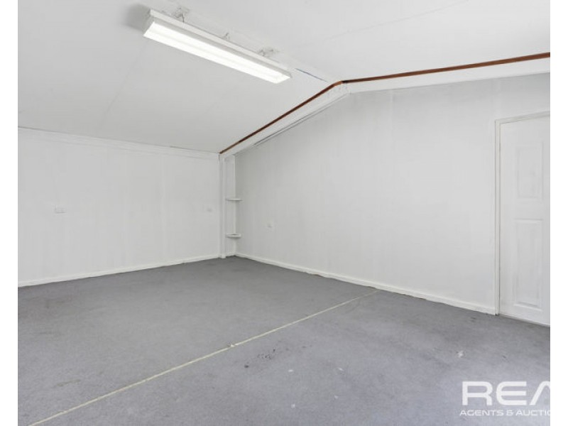 1 Linger Crescent, Elizabeth Downs SA 5113