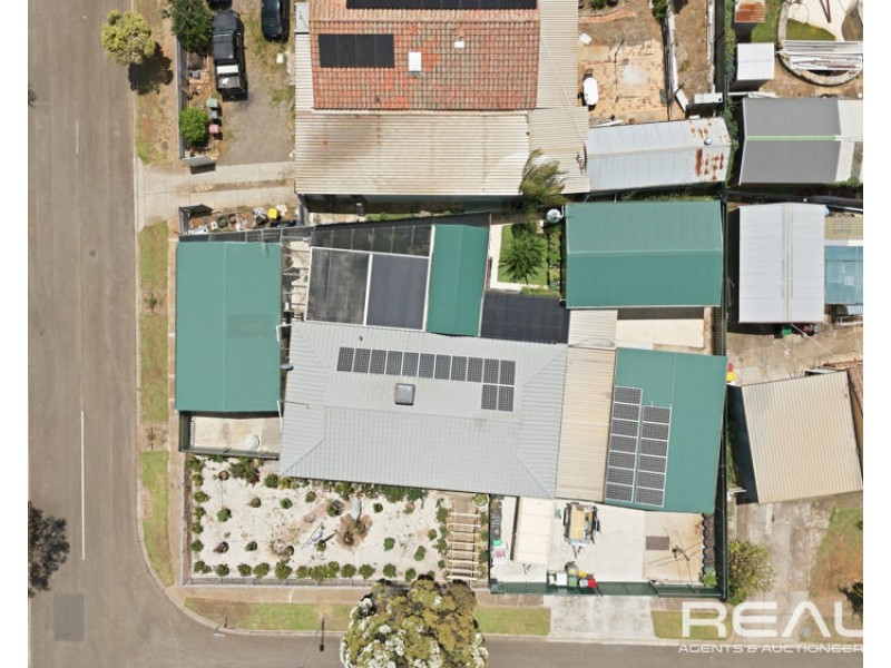 1 Linger Crescent, Elizabeth Downs SA 5113