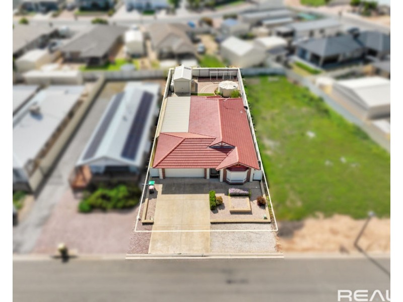 8 Kassa Road, North Beach SA 5556