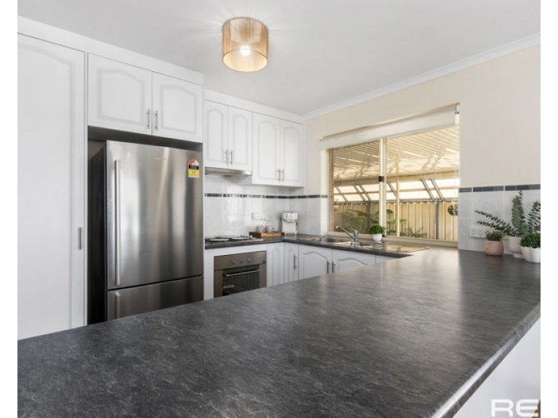 8 Kassa Road, North Beach SA 5556