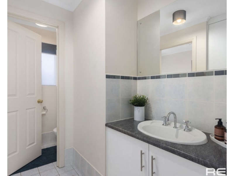 8 Kassa Road, North Beach SA 5556