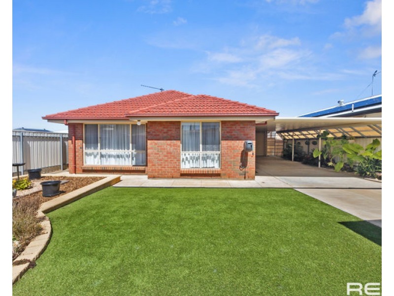 8 Kassa Road, North Beach SA 5556