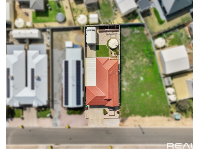 8 Kassa Road, North Beach SA 5556