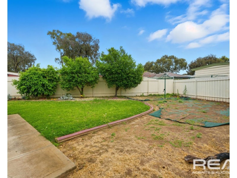15 Lennox Drive, Paralowie SA 5108