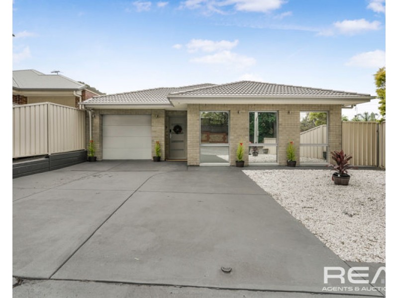 4 Patterson Close, Vista SA 5091