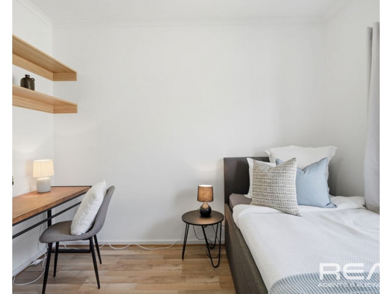 4 Patterson Close, Vista SA 5091