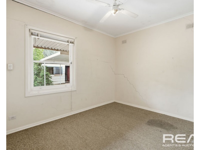 27 Nimitz Road, Elizabeth East SA 5112