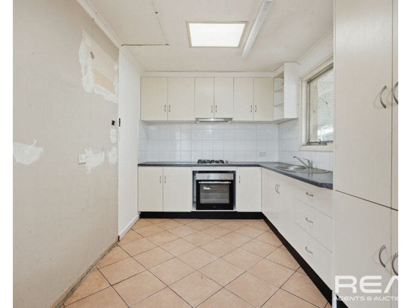 13 Mostyn Crescent, Salisbury East SA 5109