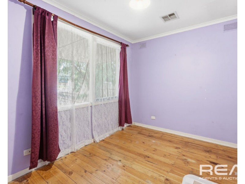 13 Mostyn Crescent, Salisbury East SA 5109
