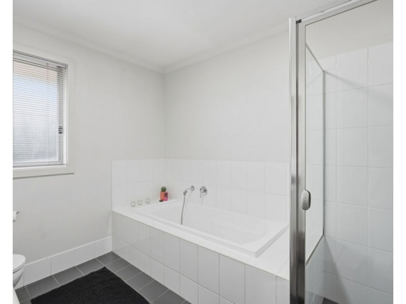 32 Mattei Court, Evanston SA 5116