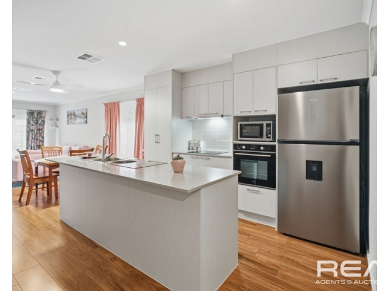 48/60A Strathaird Boulevard, Smithfield SA 5114