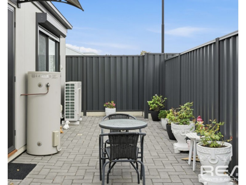 48/60A Strathaird Boulevard, Smithfield SA 5114