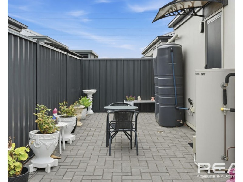 48/60A Strathaird Boulevard, Smithfield SA 5114