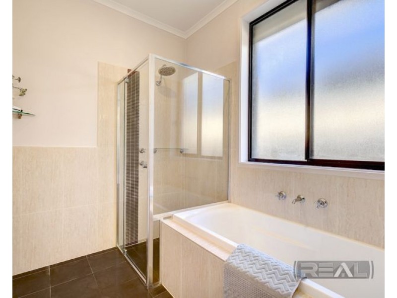 99 Light Avenue, Munno Para SA 5115