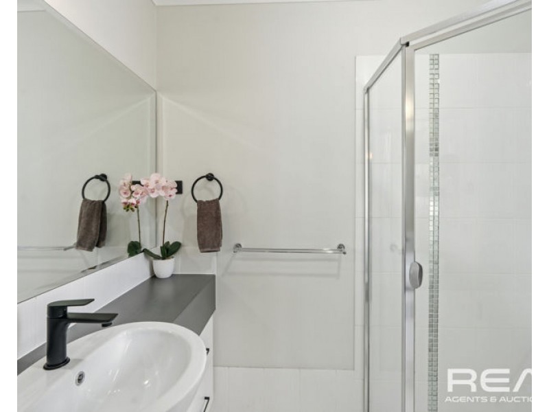 24 Semillon Crescent, Andrews Farm SA 5114