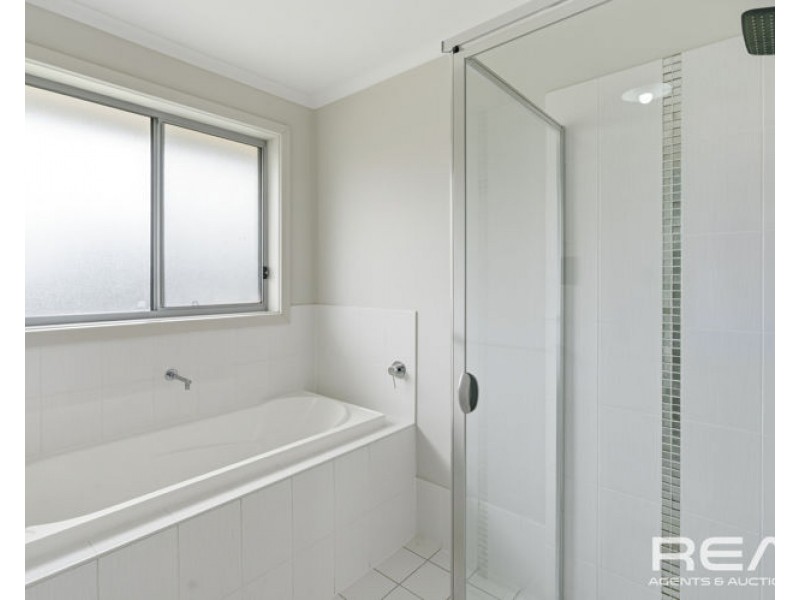 24 Semillon Crescent, Andrews Farm SA 5114