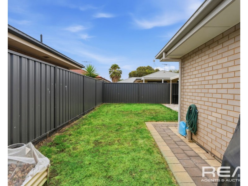 24 Semillon Crescent, Andrews Farm SA 5114