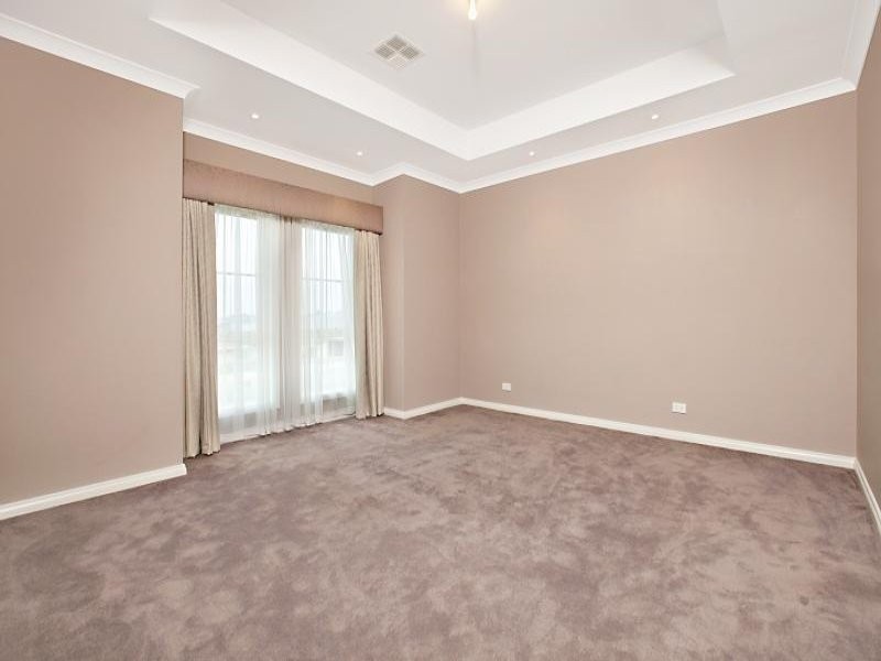 21 Falcon Drive, Hewett SA 5118