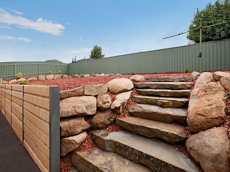 21 Falcon Drive, Hewett SA 5118