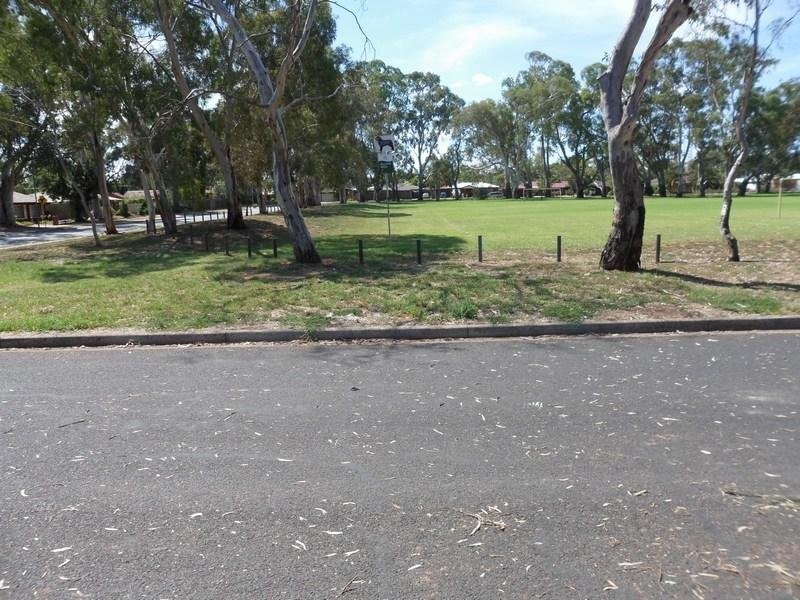 60 Heathersett Drive, Salisbury Park SA 5109