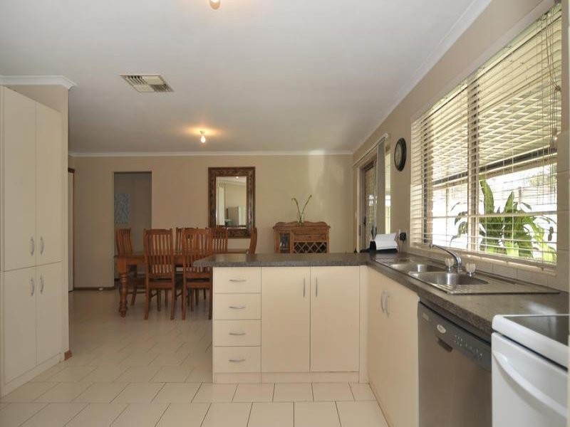33 Tarqui Drive, Paralowie SA 5108