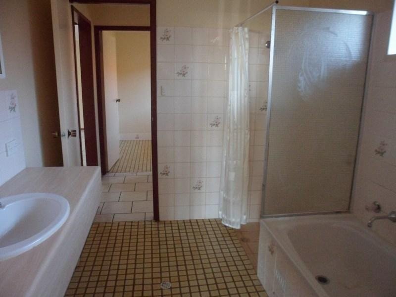 52 Nicholls Crescent, Burton SA 5110