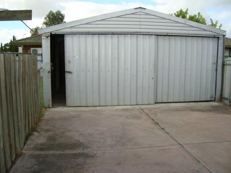 11 Dash Avenue, Burton SA 5110