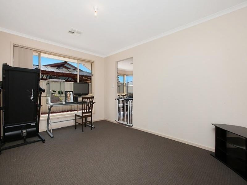 21 Tasos Dr, Munno Para West SA 5115