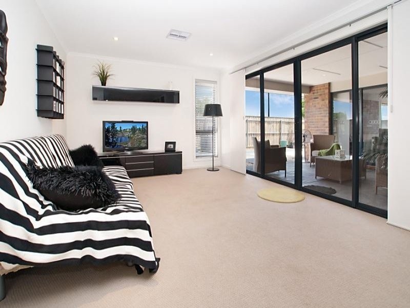 48 Oakwood Cct, Munno Para West SA 5115