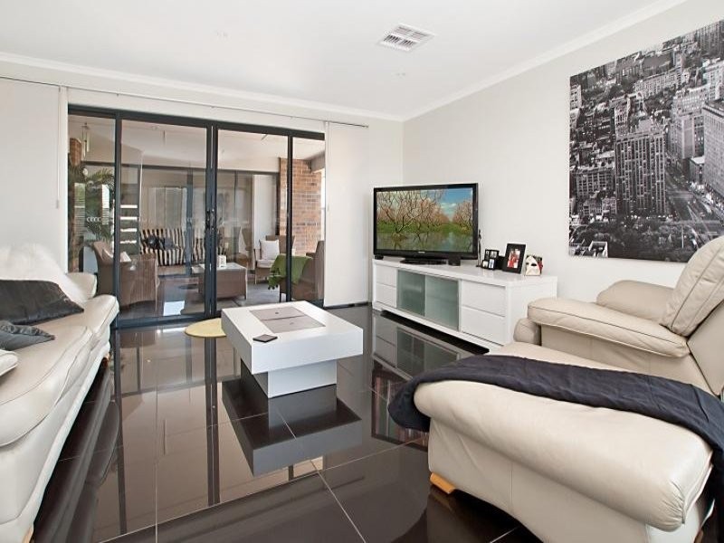 48 Oakwood Cct, Munno Para West SA 5115