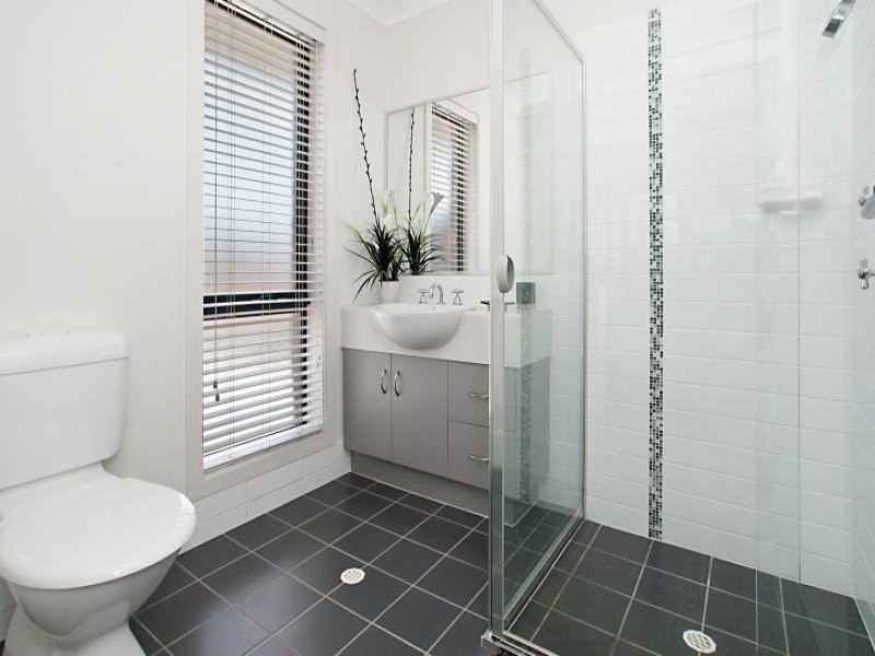 48 Oakwood Cct, Munno Para West SA 5115