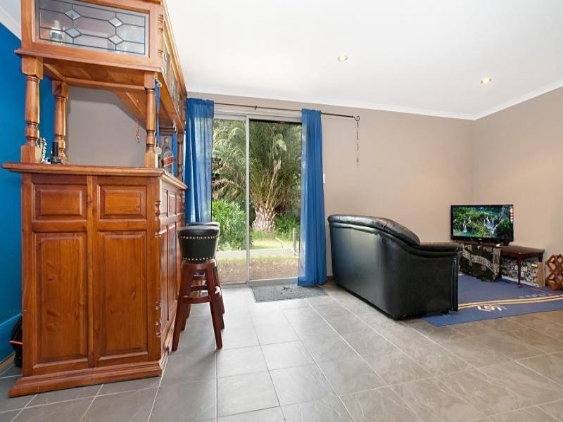 7 Steventon Dr, Banksia Park SA 5091
